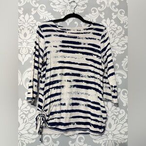 10/$25 • FDJ Scoopneck Striped‎ Side Ruching Top